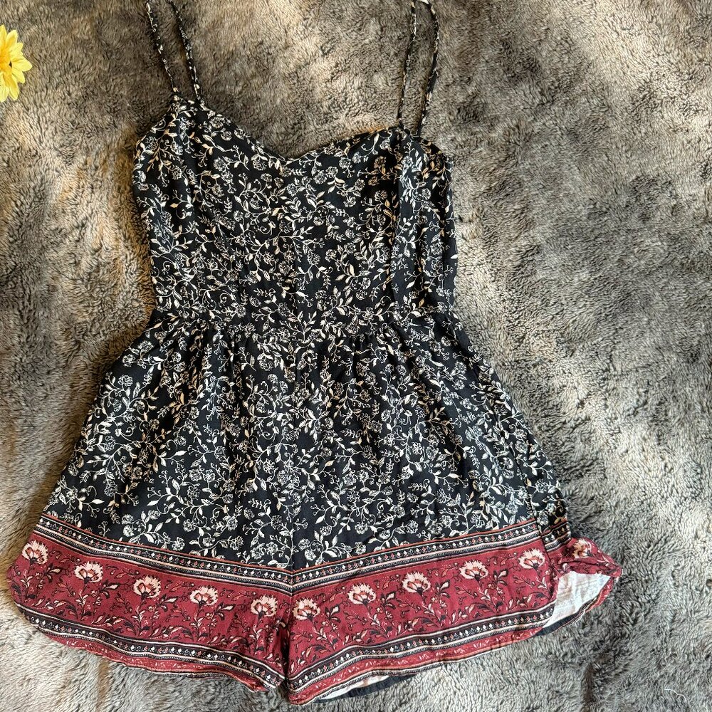 Super Cute Stradivarius Romper Size Small S